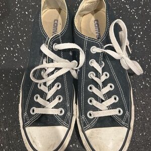 Black Low Top Converse All Star Sneakers
